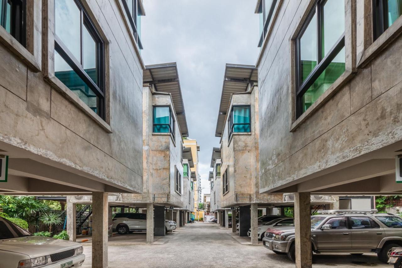 Matini Ratchada 32 Hotel Bangkok Ngoại thất bức ảnh