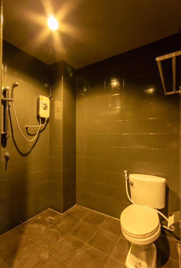 Matini Ratchada 32 Hotel Bangkok Ngoại thất bức ảnh