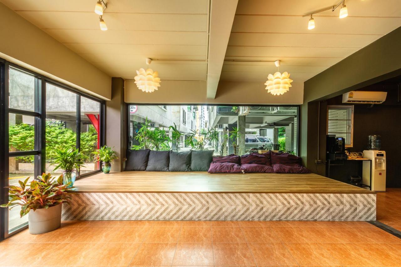 Matini Ratchada 32 Hotel Bangkok Ngoại thất bức ảnh