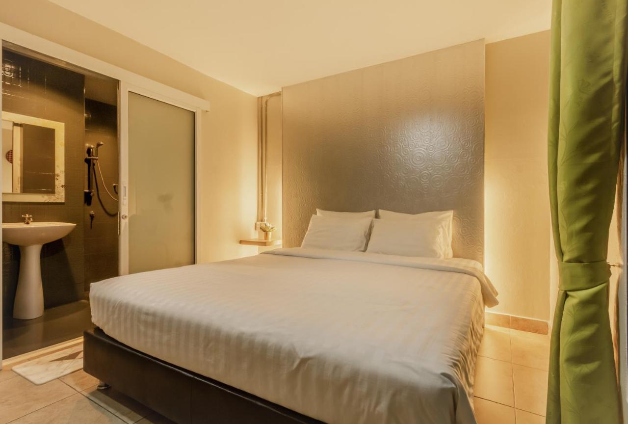 Matini Ratchada 32 Hotel Bangkok Ngoại thất bức ảnh