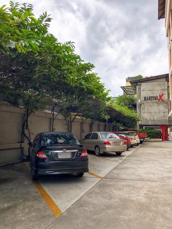 Matini Ratchada 32 Hotel Bangkok Ngoại thất bức ảnh